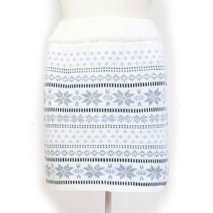 Snowflake pattern knit stretchy mini skirt